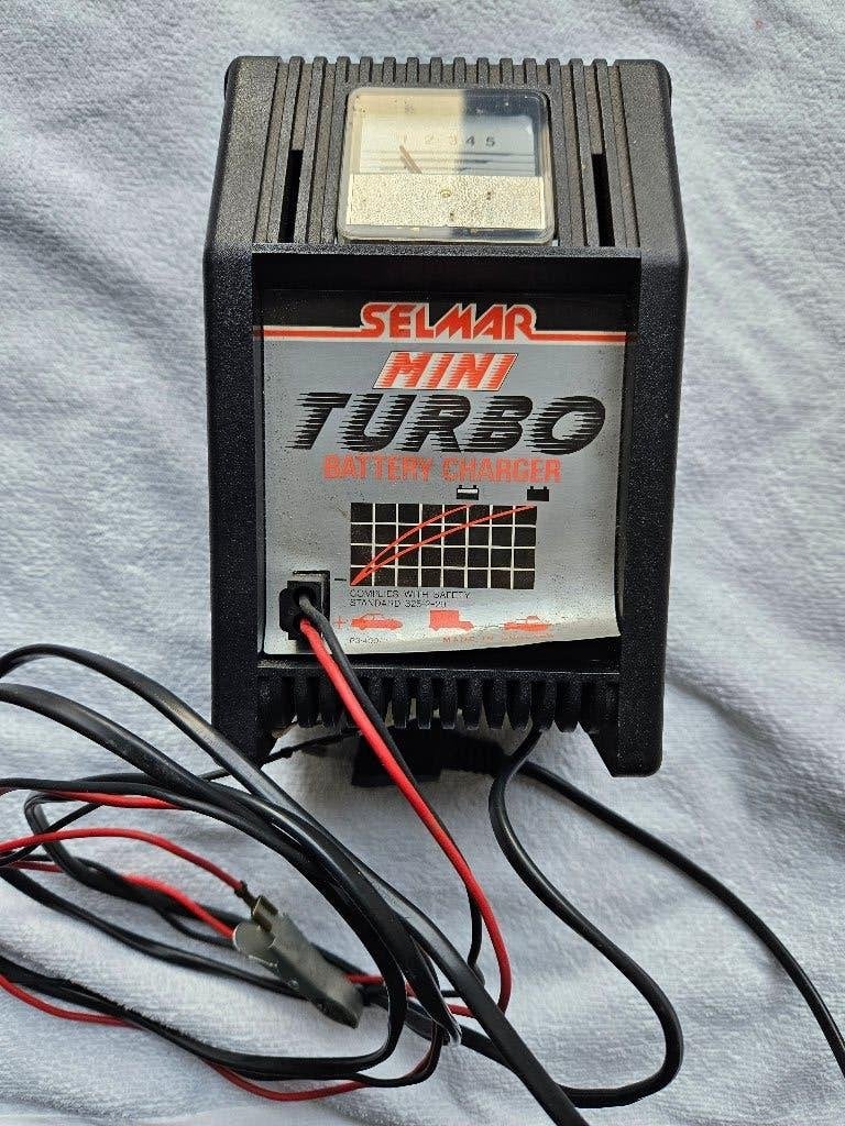 Batterij lader, Ophalen of Verzenden, Gebruikt