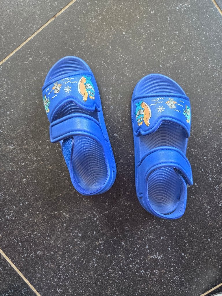 GRATIS Kinder sandalen, Ophalen