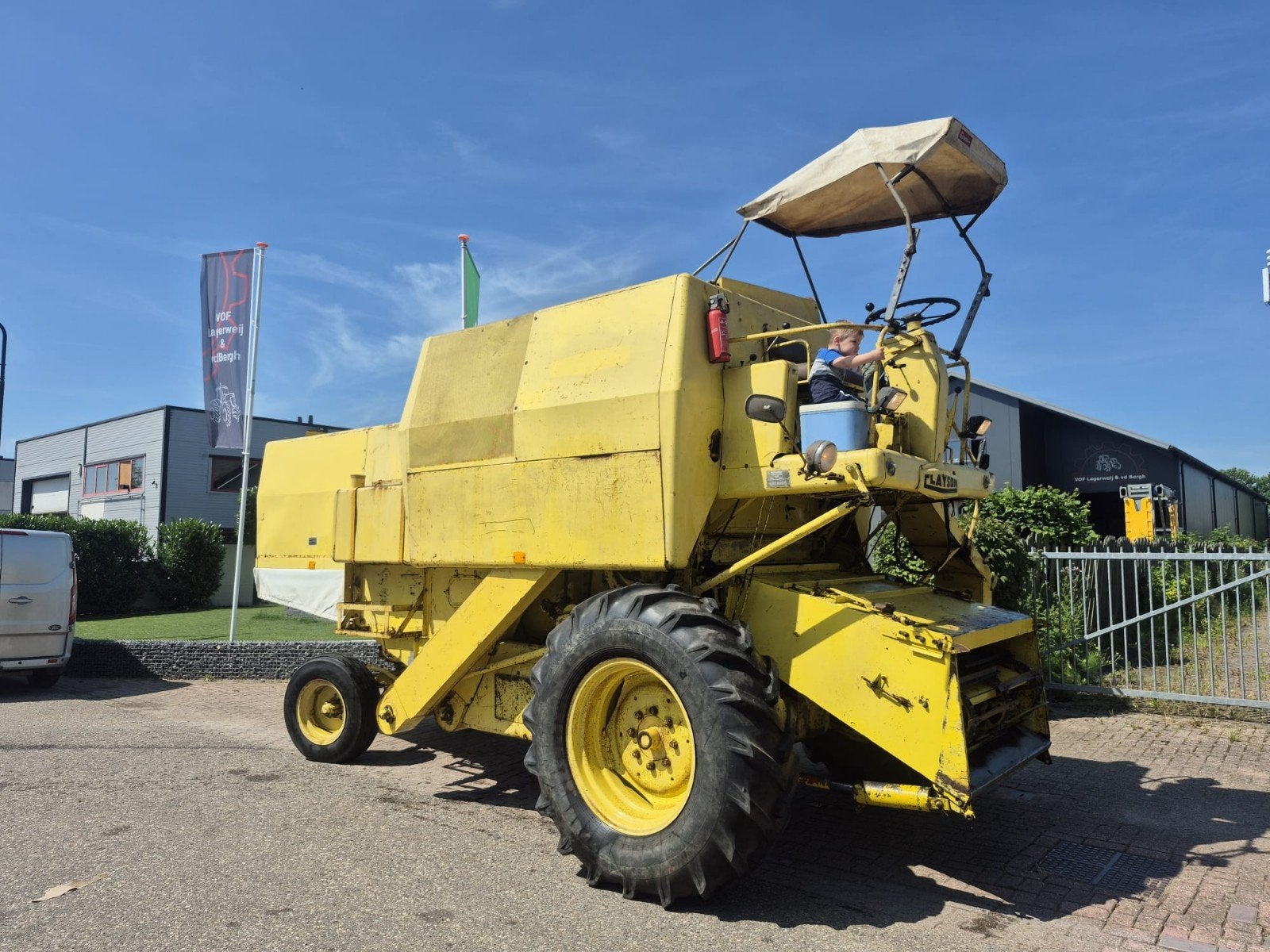 New Holland L140 combine, Ophalen, Ford