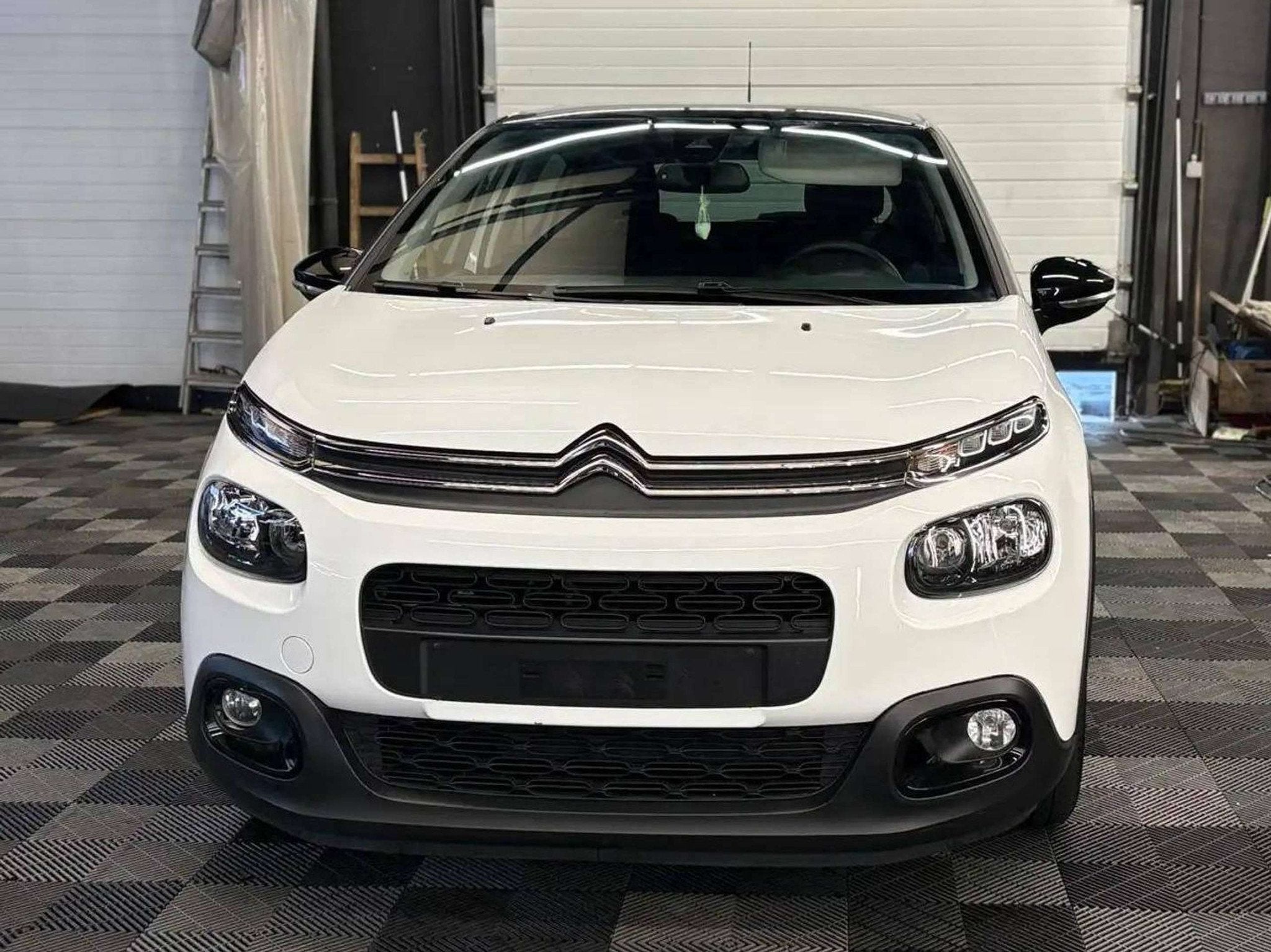 Citroën C3 1.2i benzine bj. 2020 Euro 6, Auto's, Gebruikt, 1199 cc, Wit, Bedrijf