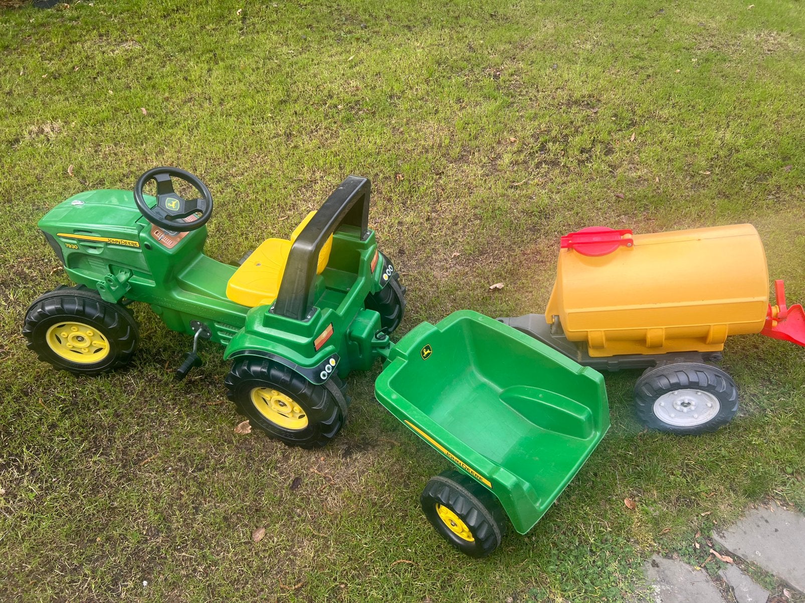 Rolly Toys John deere tractor, Kipper en extra regenton, Ophalen, Zo goed als nieuw