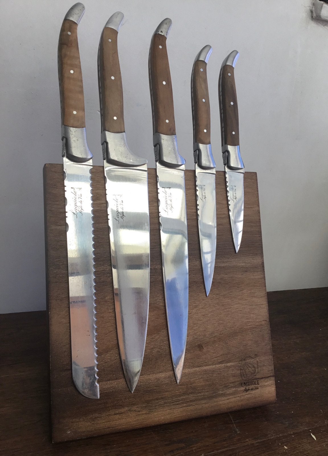 Set keukenmessen Laguiole magnetisch, Ophalen of Verzenden, Zo goed als nieuw, Laguiole