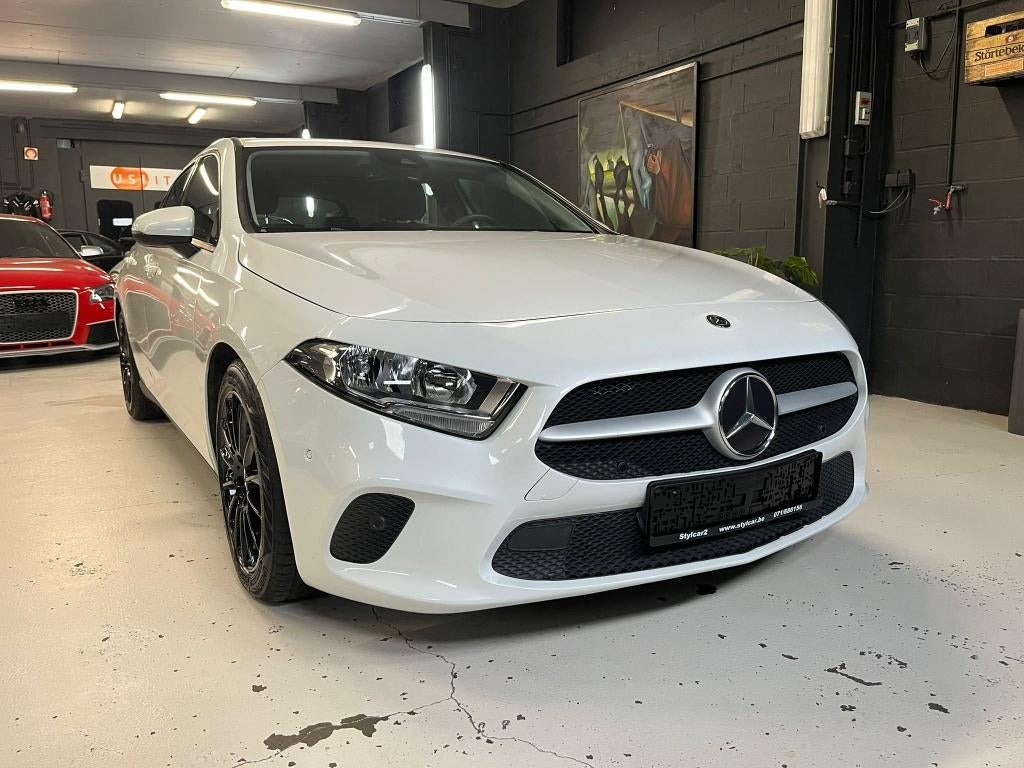 MERCEDES CLASSE A180 **BUSINESS SOLUTION**12MOIS DE GARANTIE, Classe A, Achat, Euro 6, Entretenue par le concessionnaire