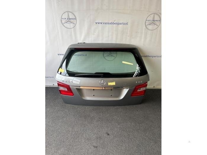 Hayon d'un Mercedes E-Klasse (XXX), -, Utilisé, -, -