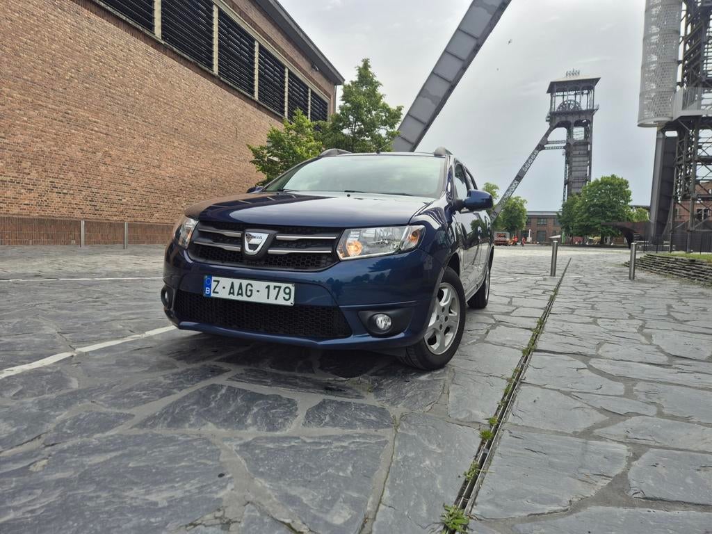DACIA LOGAN MCV 1.0 ESSENCE AUTOMATIQUE EN PARFAIT ÉTAT (CLI, Autos, Dacia, Essai à domicile, Achat, Euro 6, Entreprise