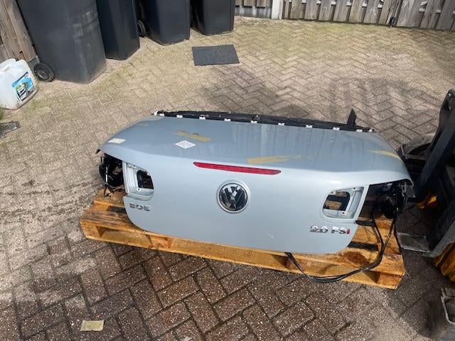 HAYON ARRIÈRE / MALLE Volkswagen Eos (1F7 / F8), Haillon arrière, Utilisé, De Bloemendaal 21 21
5221 EB  'S HERTOGENBOSCH, NL