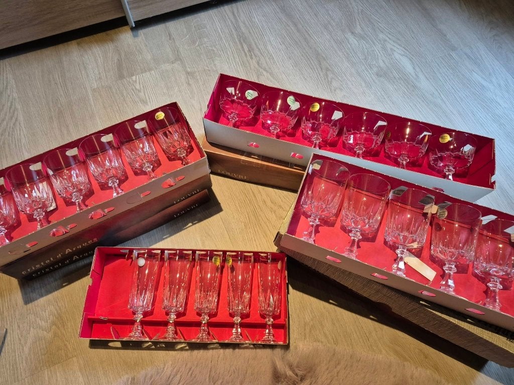 Grote partij kristallen glazen (Cristal d'Arques), Ophalen