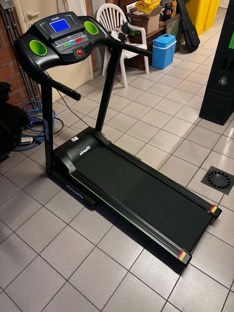 VirtuFit TR-100 Loopband, Sports & Fitness, Appareils de fitness, Jambes, Tapis roulant, Enlèvement, Utilisé