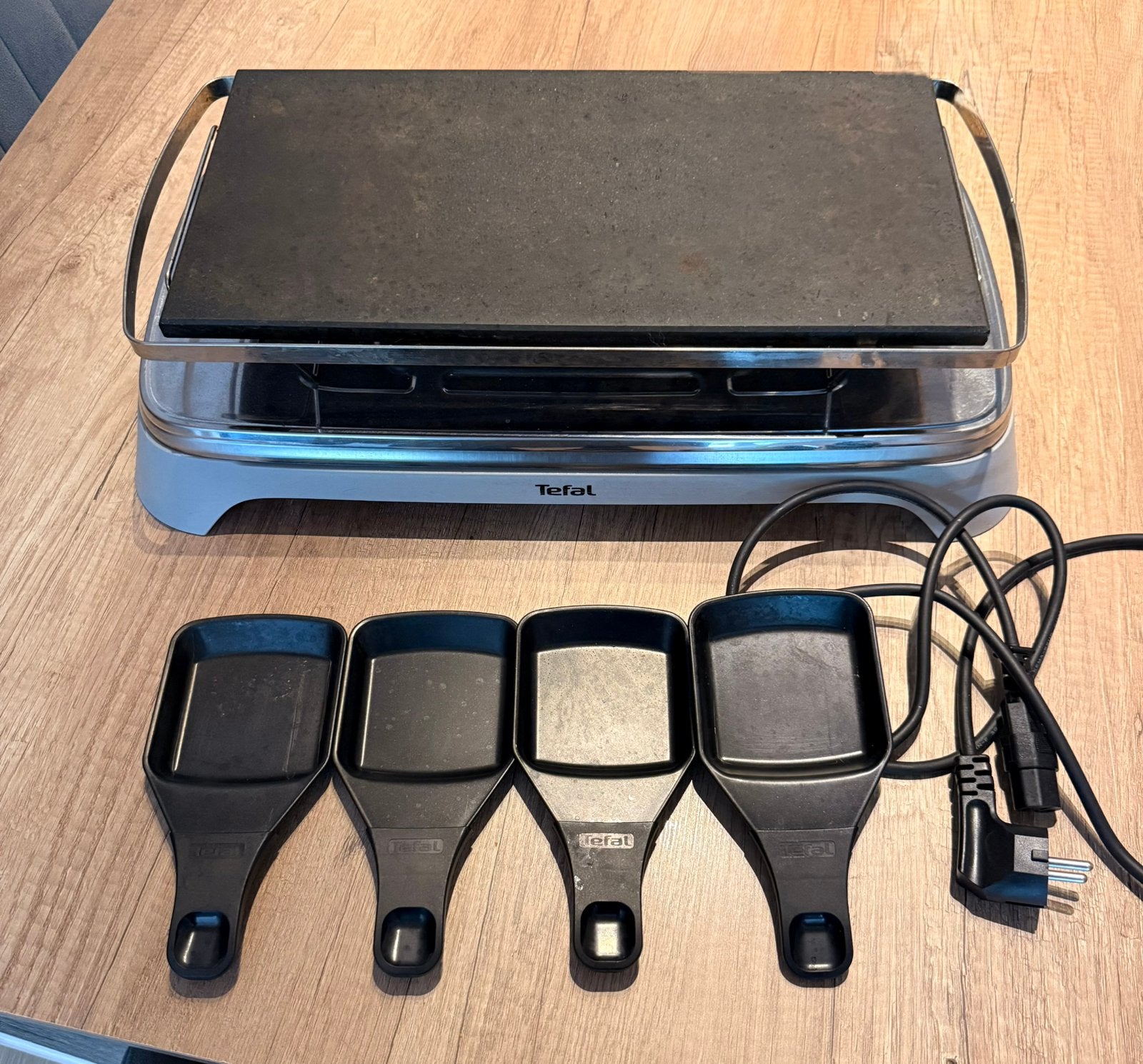 Tefal Pierrade / Raclette 2 en 1 - Pierre + 4 poêlons, Enlèvement, Comme neuf