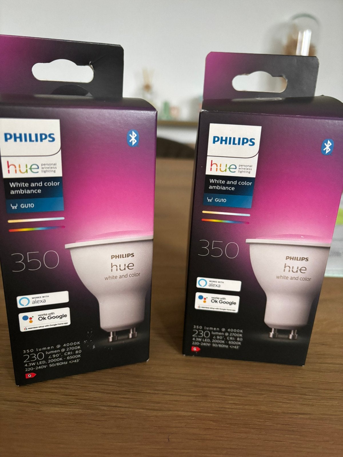 2 Nieuwe Hue lampen ongebruikt, Enlèvement ou Envoi, Neuf, Ampoule LED