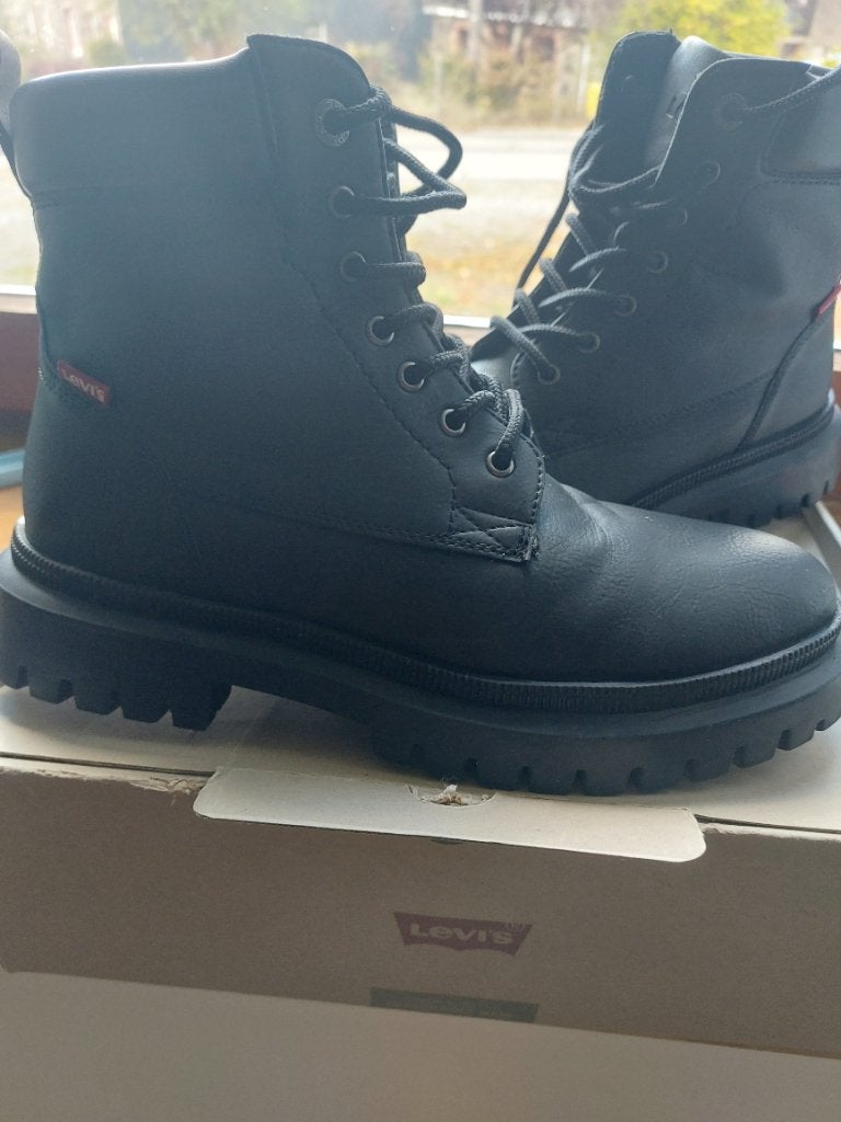 Bottines dames levis, Neuf, Enlèvement, Boots et Botinnes, Levi's