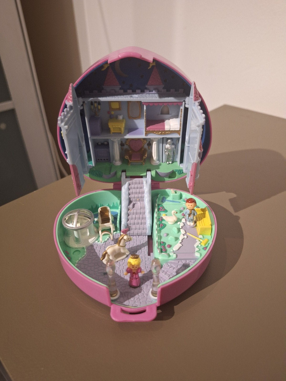 Polly pocket starlight castle, Ophalen