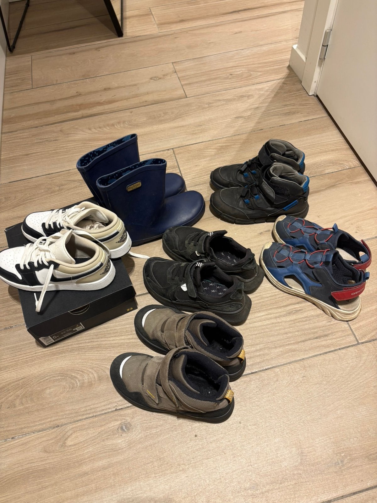 Schoenen voor kinderen, Ophalen, Zo goed als nieuw