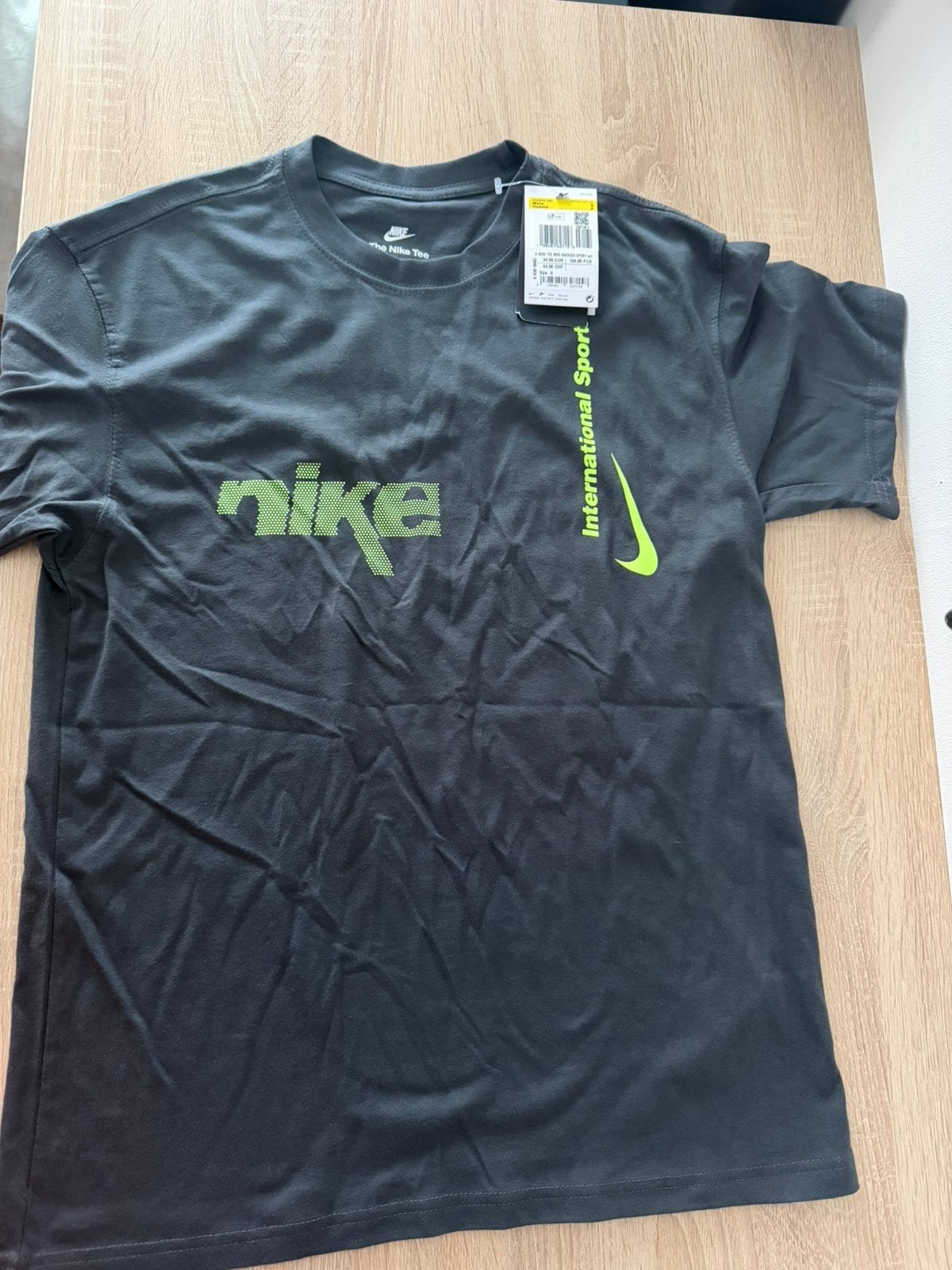 Nike T-Shirt. HELEMAAL NIEUW M, Kleding | Heren, Ophalen, Zo goed als nieuw, Maat 48/50 (M)