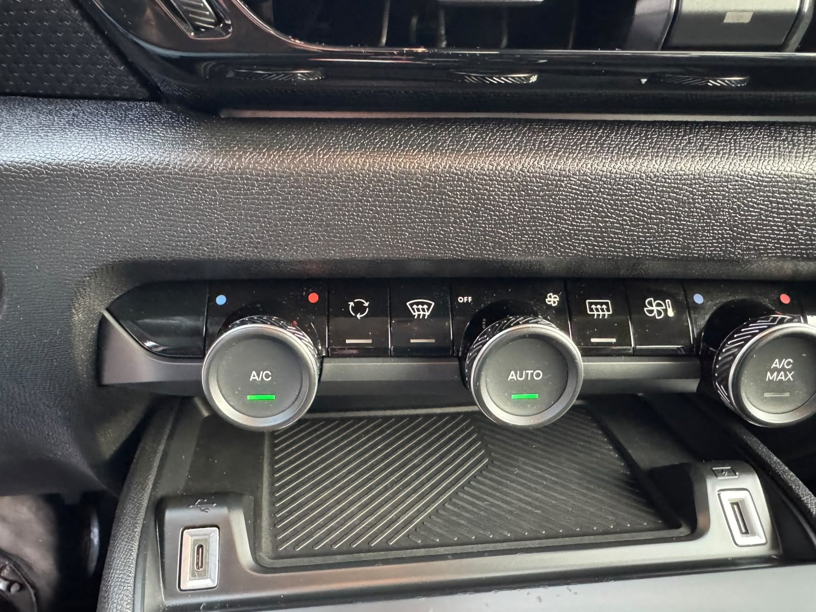 CITROEN C4 ESSENCE 130 AUTOMAAT MAXw voertuig, Auto's, Gebruikt, Euro 6, 1199 cc, Blauw