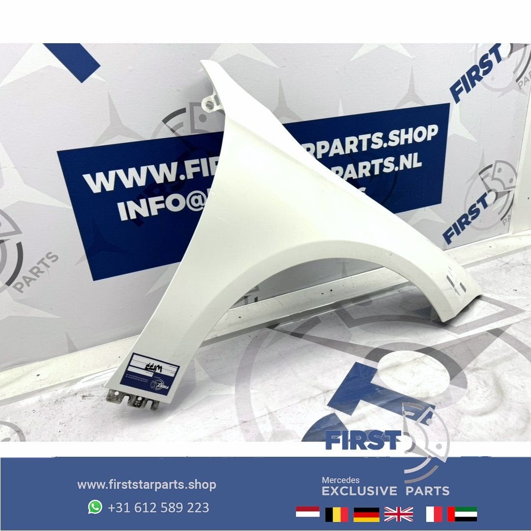 A1778810600 W177 zijscherm rechts Mercedes A Klasse voorsche, Garde-boue, Droite, Utilisé, -