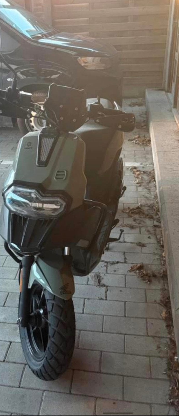 TNT Honda brommer, Enlèvement, Comme neuf