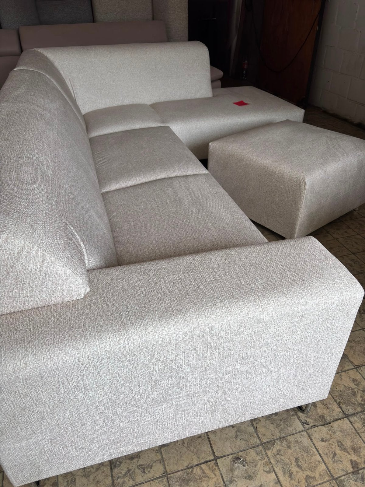 Hoeksalon + poef lichtbeige, Huis en Inrichting, Ophalen, Zo goed als nieuw, Stof