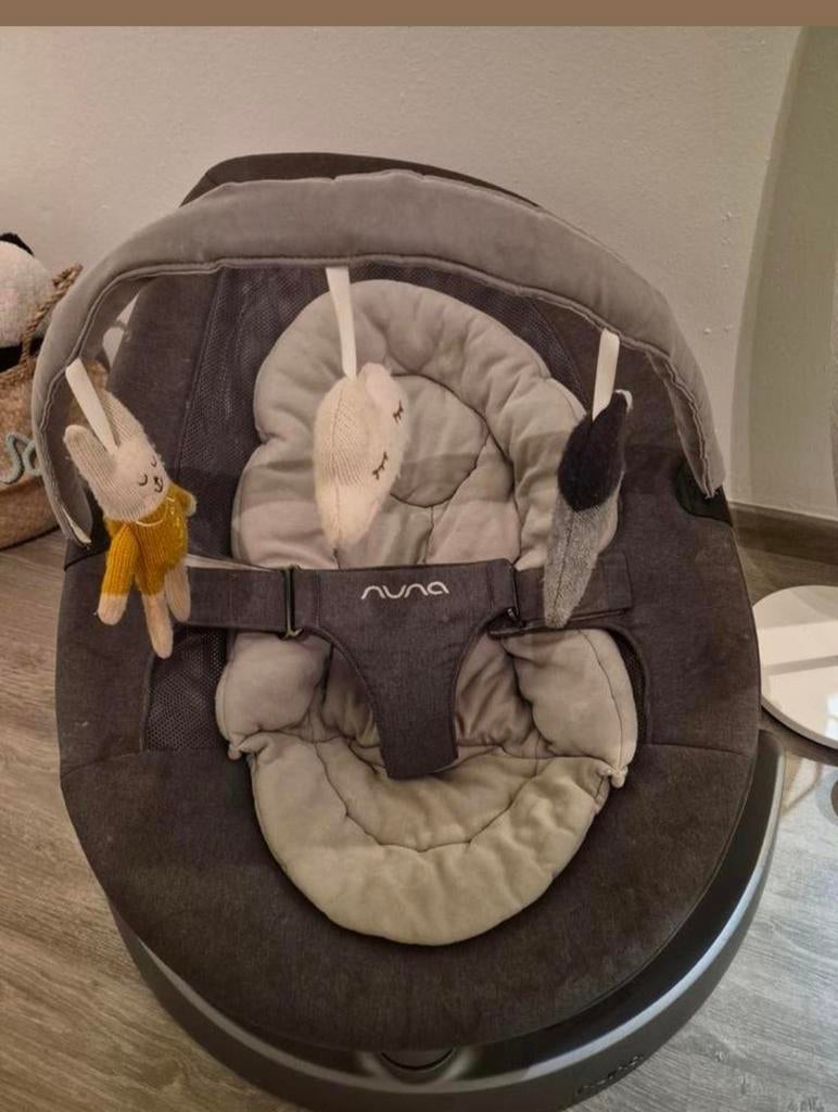 Nuna wipstoel met speelboog, Kinderen en Baby's, Wipstoeltjes, Ophalen