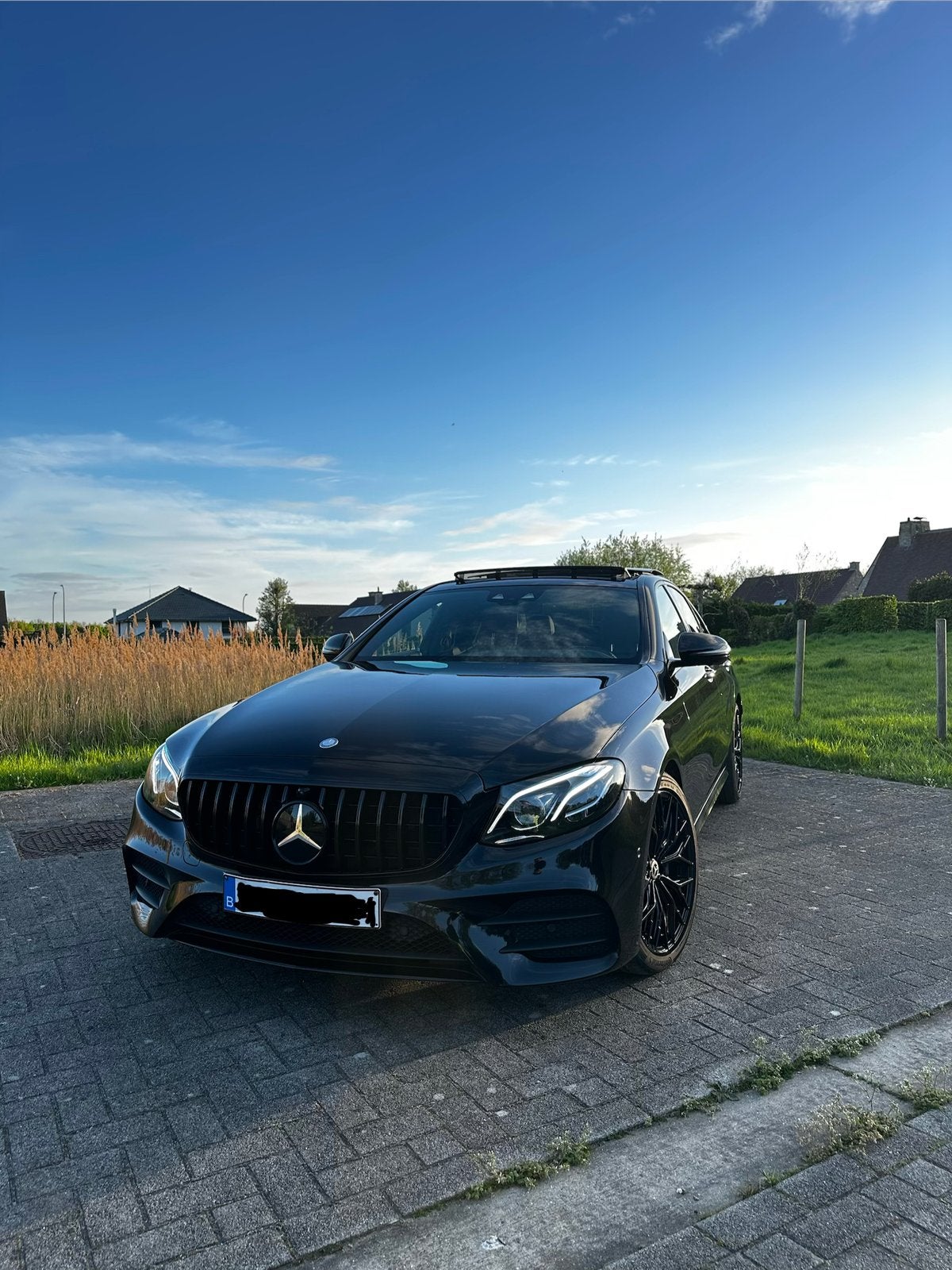 Mercedes E220d AMG Line 9G-Tronic, Auto's, Mercedes-Benz, Automaat, Achterwielaandrijving, Zwart, Leder