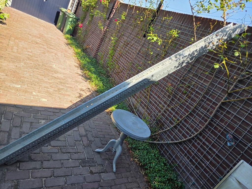 Van Geel kabelgoot + bochten en bevestigingen delen, Ophalen, Zo goed als nieuw