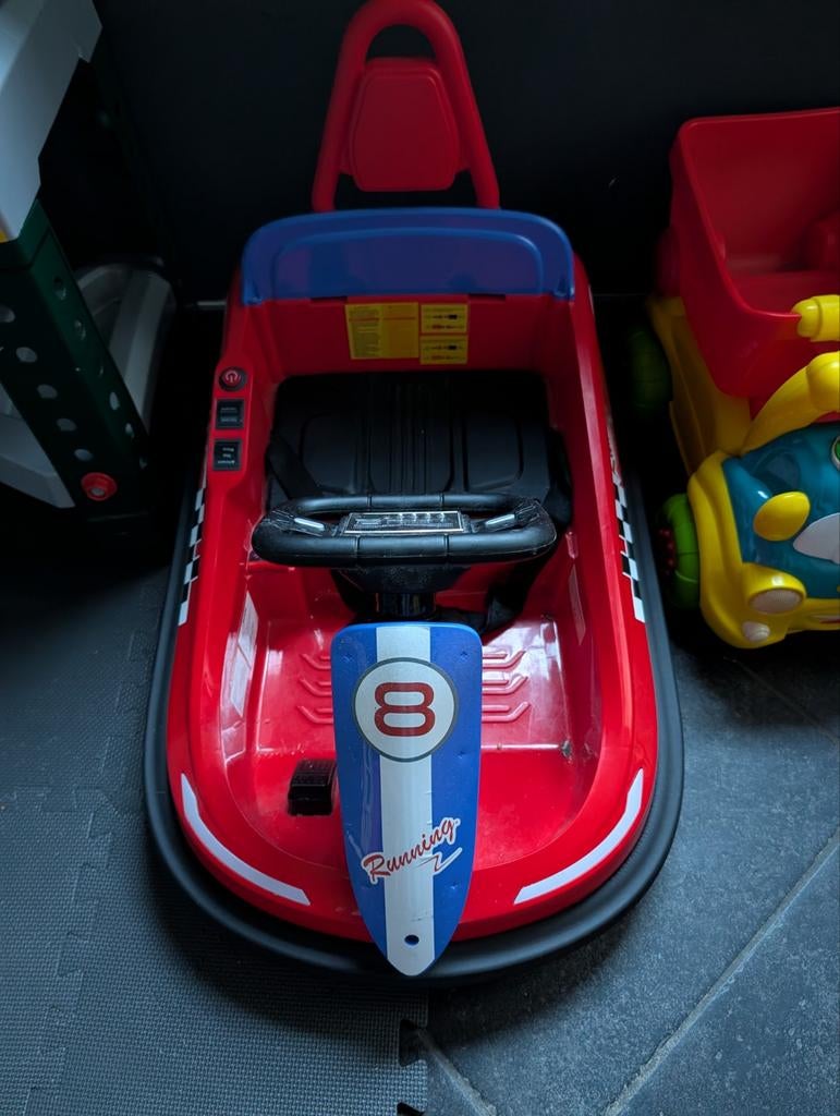 Auto tamponneuse électrique pour enfant. Comme neuve !, Kinderen en Baby's, Speelgoed | Buiten | Accuvoertuigen, Ophalen