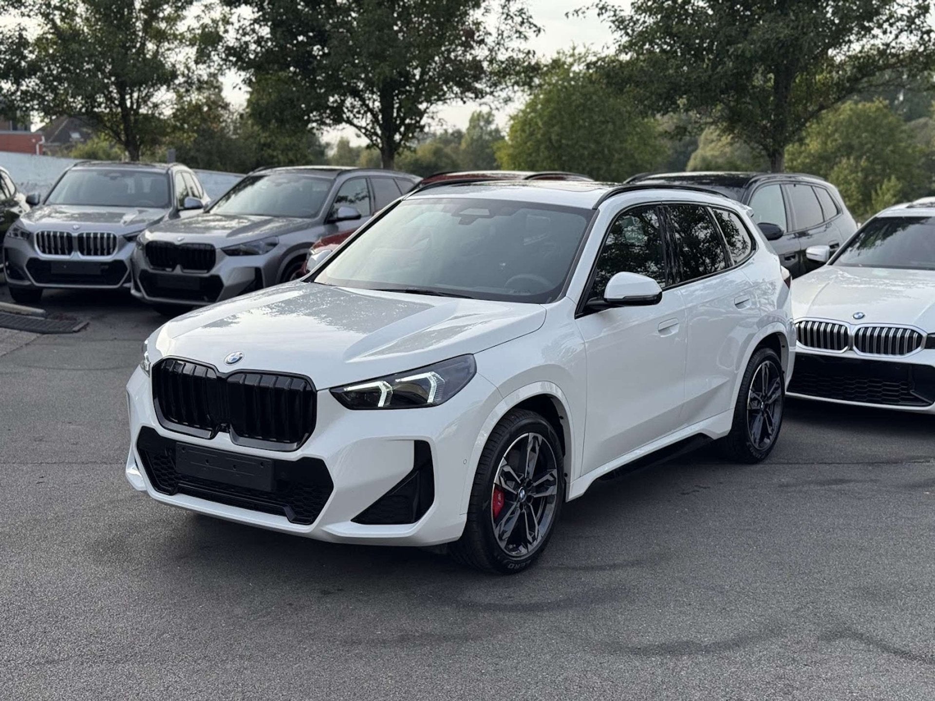 BMW X1 sDrive18i M Sport Pro / M SEAT / DRIV PROF / PANO / H, Auto's, Gebruikt, Zwart, 136 pk, https://public.car-pass.be/vhr/0502b6be-b6a3-4a91-bef0-be8863686907