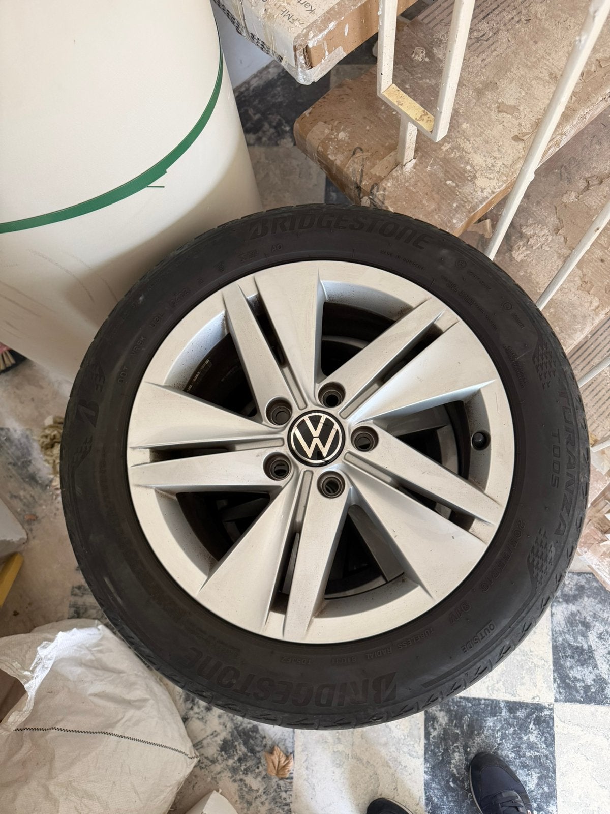 Jantes de golf Volkswagen d'origine sur pneus d'été, Autos : Pièces & Accessoires, Enlèvement, Pneus été, Jante(s)