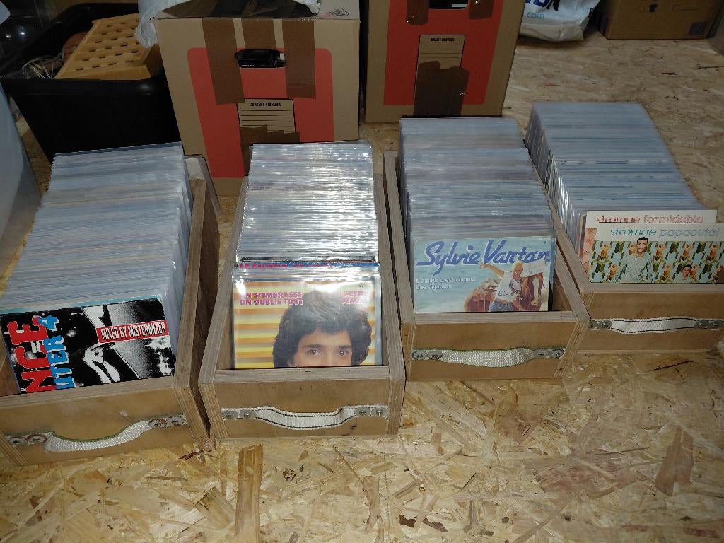 vinyles, Housse de protection extérieure, Enlèvement, Utilisé, Single