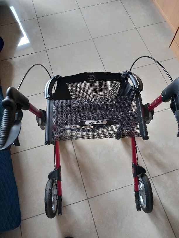 Rollator Gemino 30, Ophalen, Opvouwbaar, Zo goed als nieuw