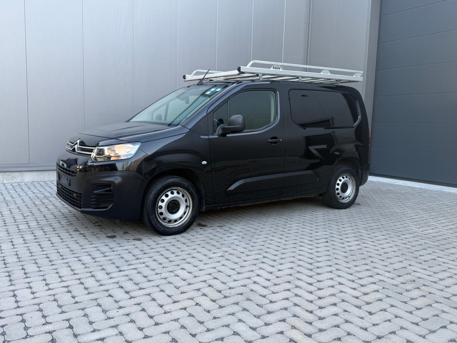 Citroen berlingo 1.5hdi/navi/camera/full option/btw/gvv, Auto's, Voorwielaandrijving, 75 kW, Stof, Euro 6