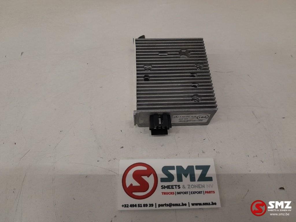 Occ omvormer 24V/12V 18A Mercedes, Gebruikt, Mercedes-Benz, Elektronica en Kabels