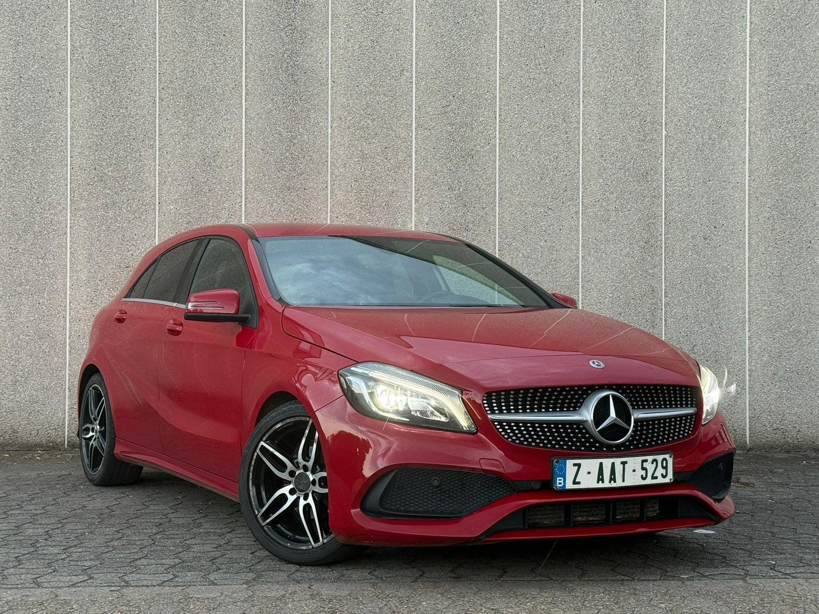 Mercedes-Benz A 180 CDI pack AMG 1 prop /année 2018, Cuir, Achat, Entreprise, Diesel
