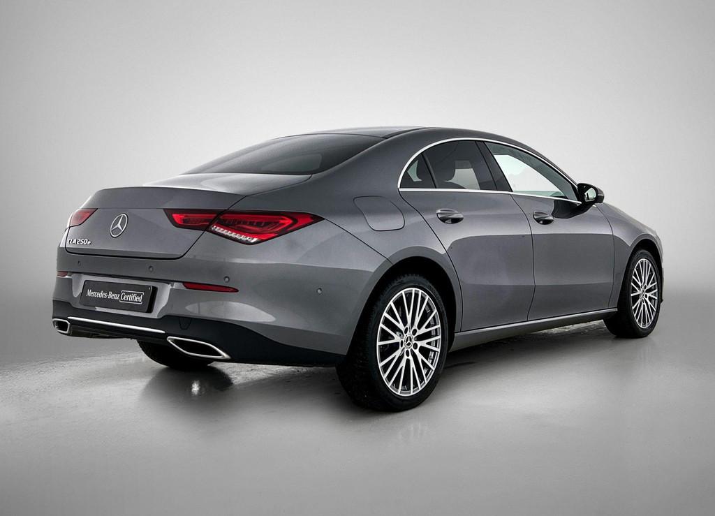 Mercedes-Benz CLA-klasse 250 e Coupé Luxury Line | Panorami, Auto's, Stof, Euro 6, 4 cilinders, 16 kWh