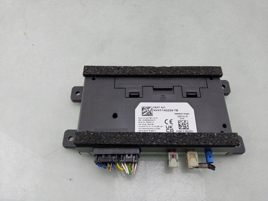 DIVERSEN Ford Kuga III (DFK) (|NV4T14G229TB|LV4T14G229DU|), Gebruikt, Ford
