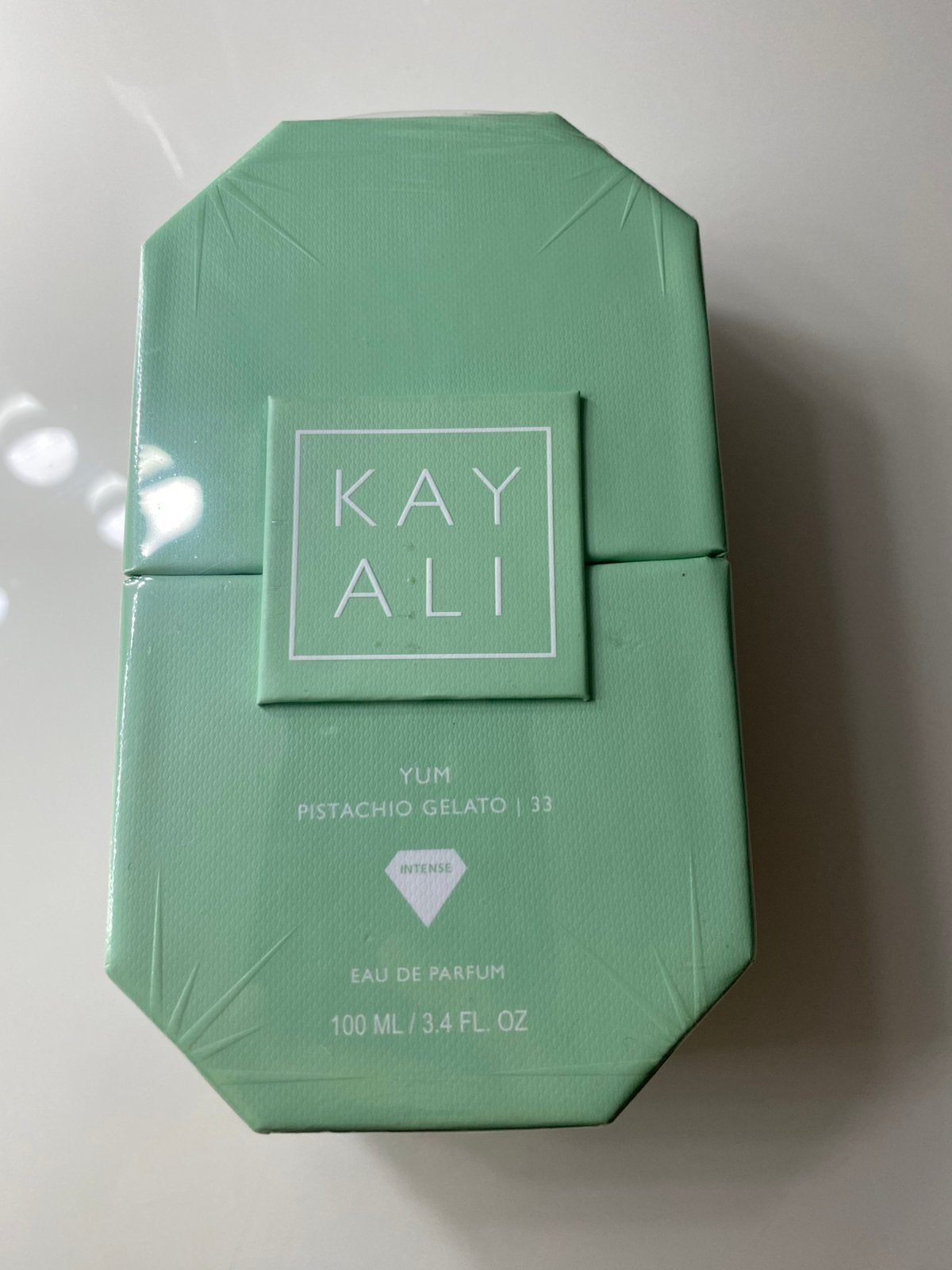 Kayali parfum, Handtassen en Accessoires, Ophalen of Verzenden, Nieuw