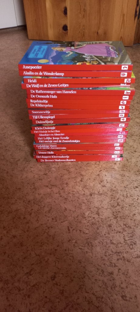 Sprookjesboeken, Enlèvement, Comme neuf