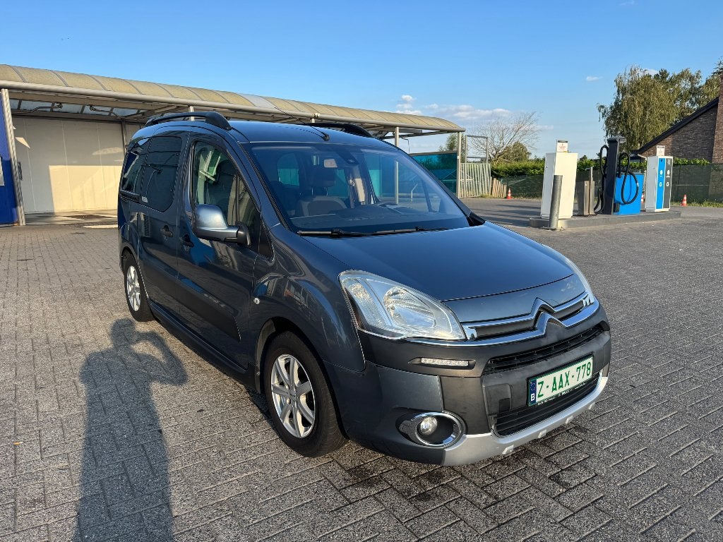 Citroën Berlingo XTR 1.6 e-HDI Automaat Euro 5 Bouwjaar 2012, Autos, Achat, Berlingo, Automatique, Particulier