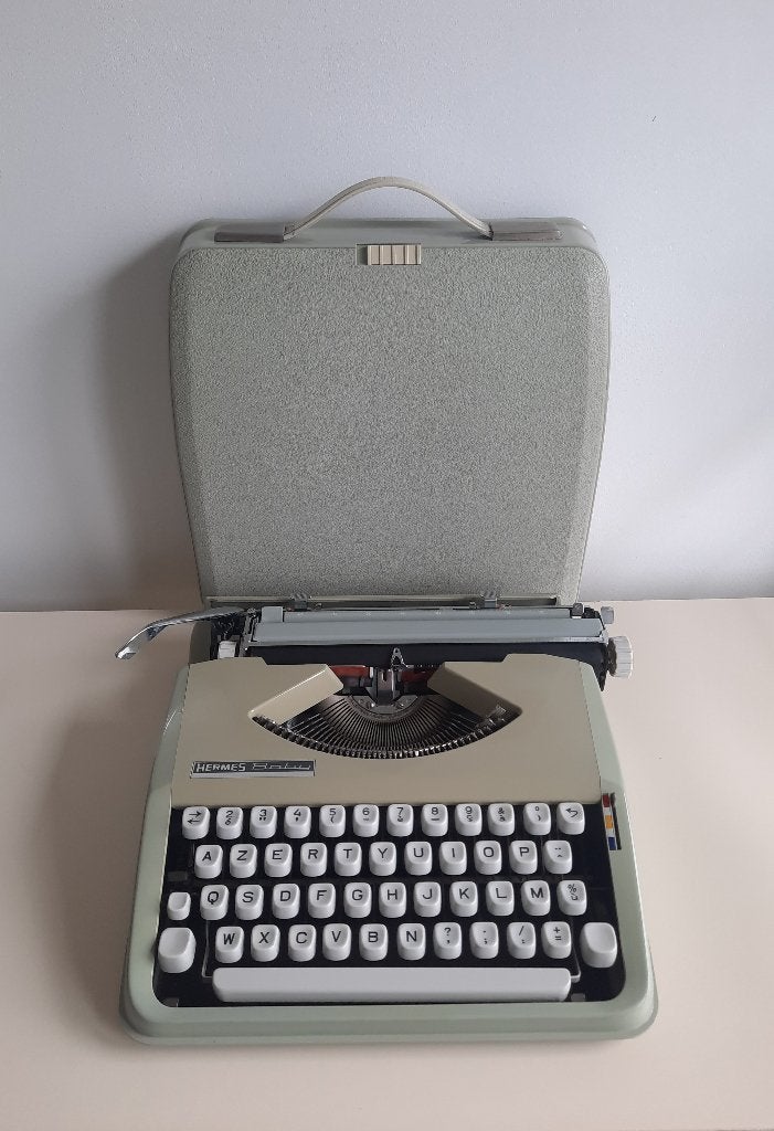 Vintage Hermes Baby draagbare typemachine, Diversen, Ophalen, Zo goed als nieuw