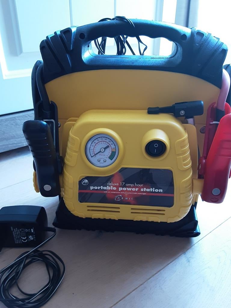 Cosmic 17 amp portable powerstarter, Auto diversen, Jumpstarters, Ophalen