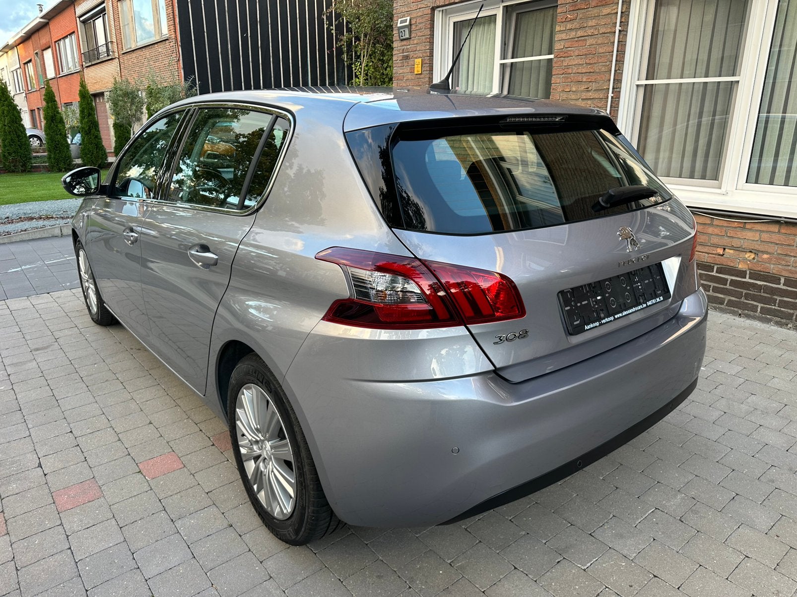 Peugeot 308 1.2i Automaat! Nieuwstaat* Airco*Navi* Garantie!, Autos, Volant multifonction, Achat, Euro 6, Entreprise