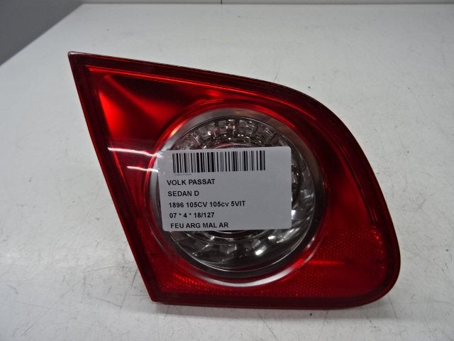 PANNEAU ARRIÈRE GAUCHE AVEC LAMPE Volkswagen Passat (3C2), Utilisé, Volkswagen