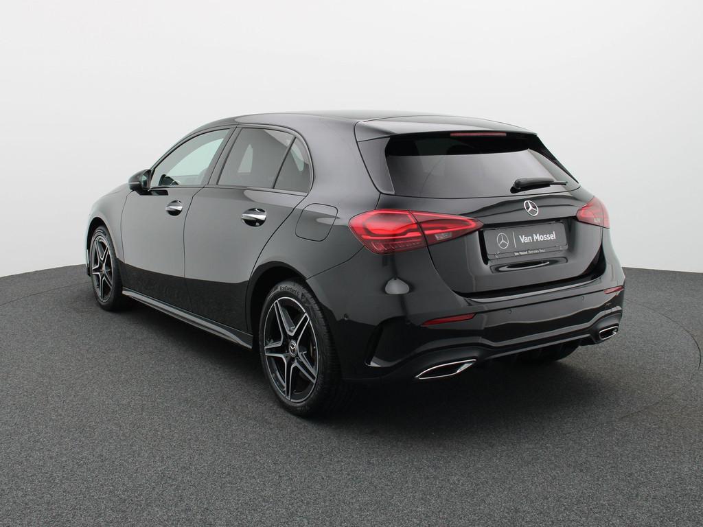 Mercedes-Benz A 250 e + AMG LINE + NIGHTPAKKET + CAMERA + LE, Auto's, Stof, 4 cilinders, 16 kWh, Zwart