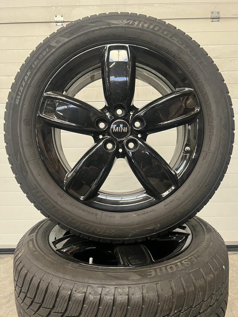 17"' MINI COOPER S JCW COUNTRAYMAN F60 VELGEN WINTERBANDEN R, Gebruikt, -, -, Banden en Velgen