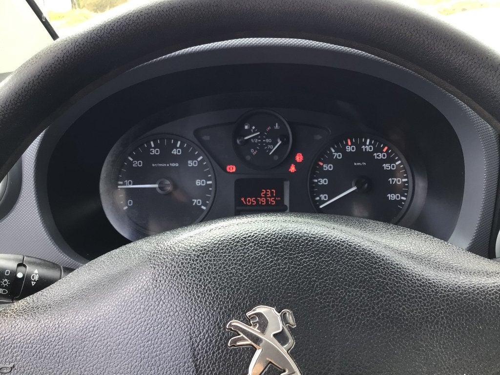 peugeot partner 16hdi 2018 57000km 3plaatsen 8950e ex, Auto's, Voorwielaandrijving, 75 kW, Stof, Euro 6