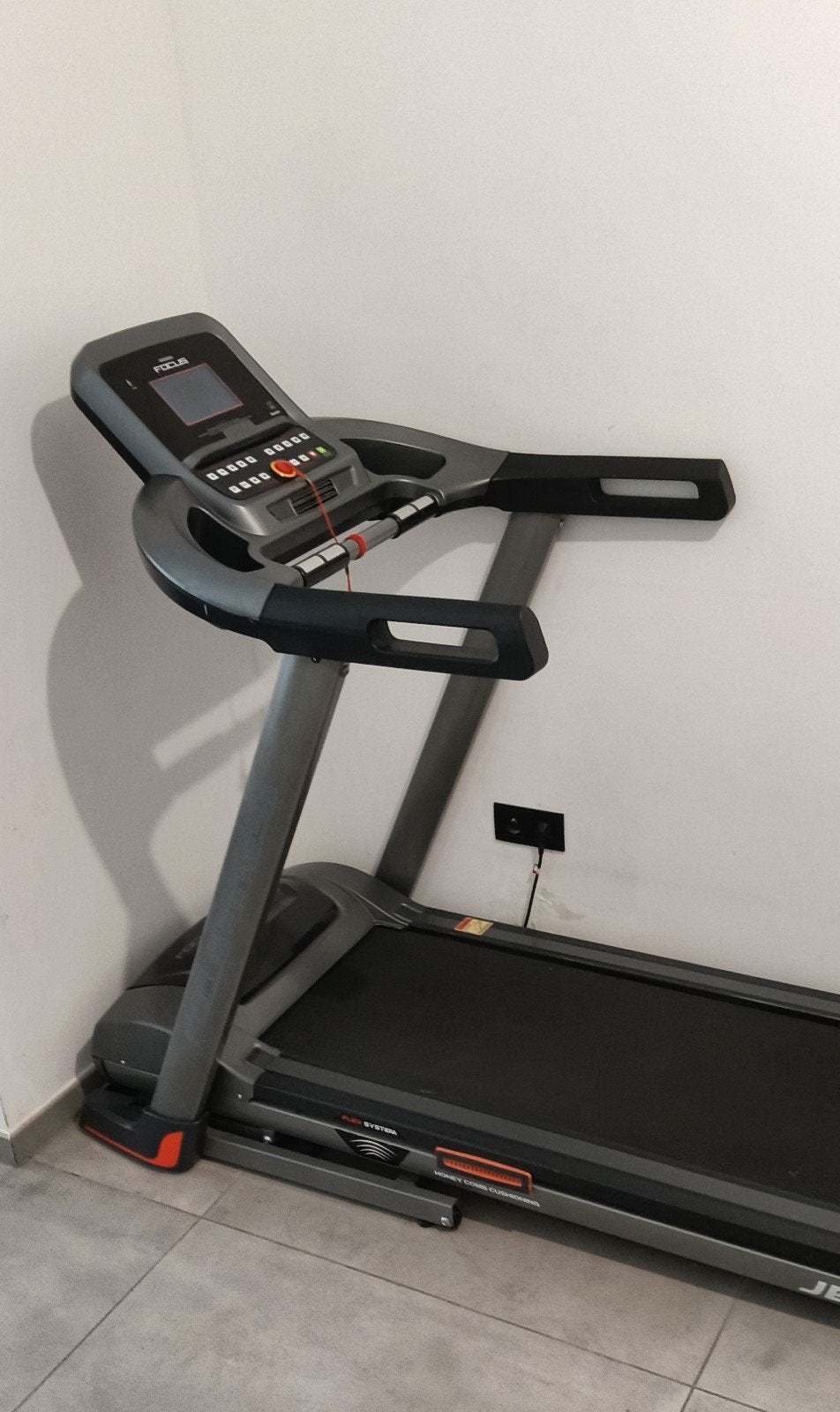 Focus Fitness Jet 7 Loopband – Goede Staat, Sport en Fitness, Fitnessmaterialen, Ophalen