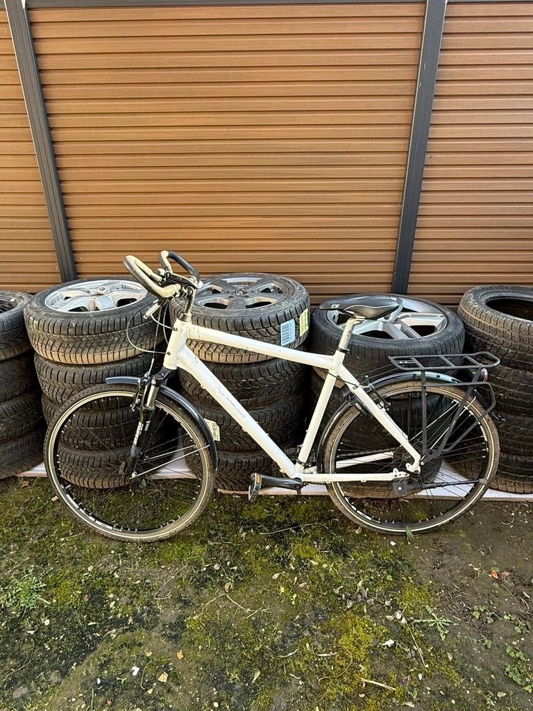 Trekking/Hybride Fiets, Fietsen en Brommers, Ophalen, Zo goed als nieuw, Versnellingen