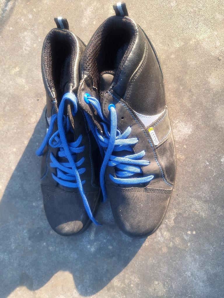 Zwarte Dassy werkschoenen maat 45, Ophalen, Zo goed als nieuw
