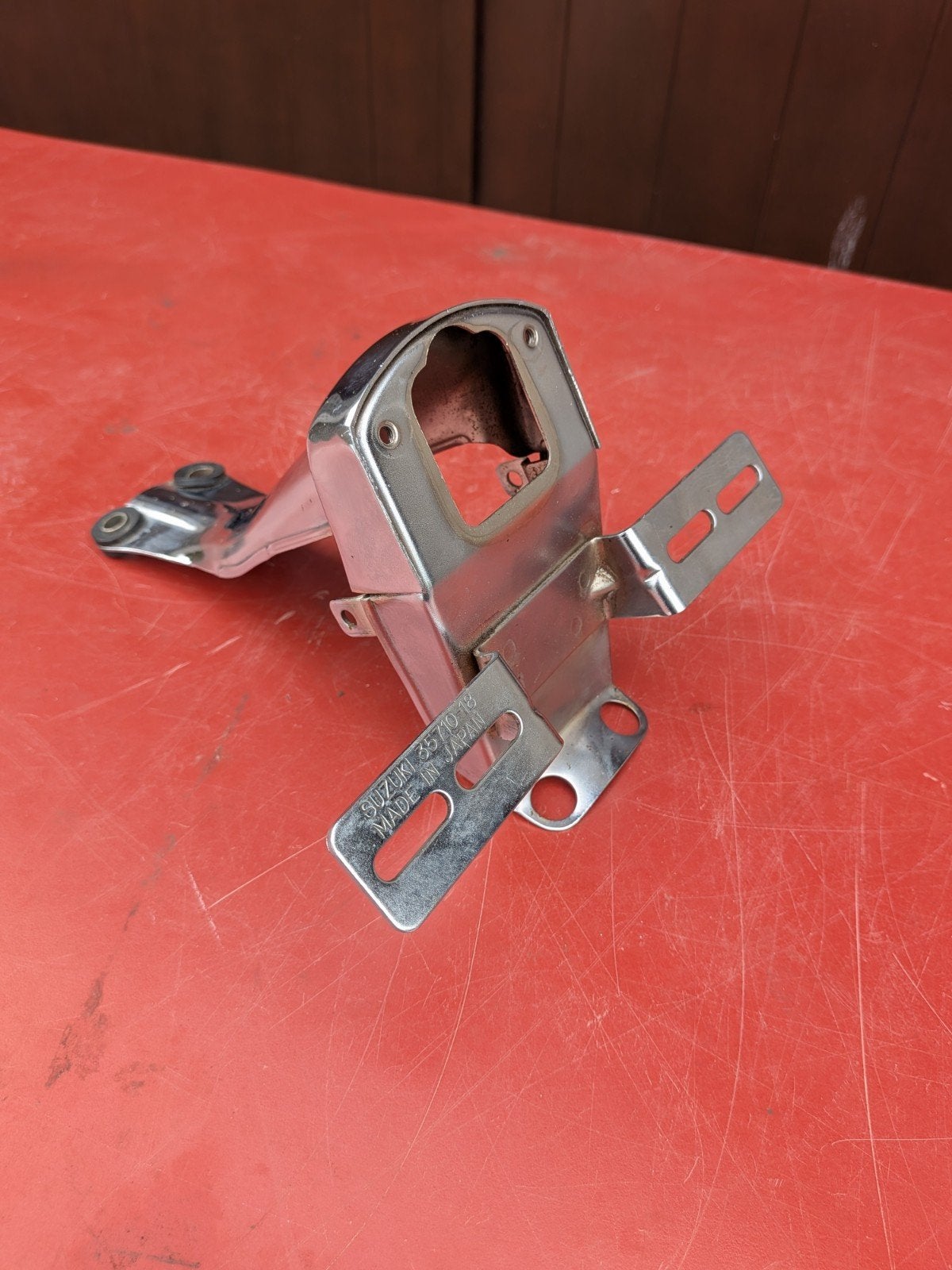 Suzuki GT 185 achterlicht houder, Motoren, Ophalen of Verzenden