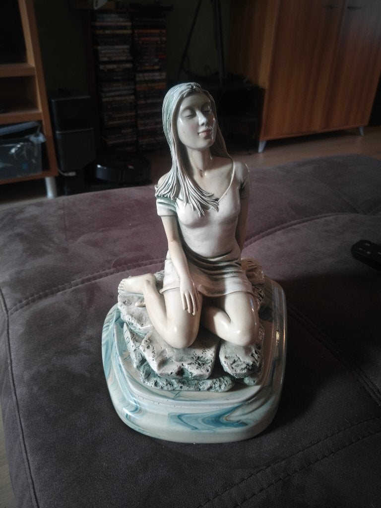 3 mooie beelden met zware marmeren voet, Collections, Statues & Figurines, Comme neuf, Humain, Enlèvement